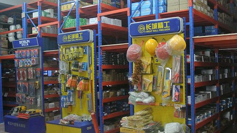 越野车改装轮毂轮胎：专业步骤与注意事项**